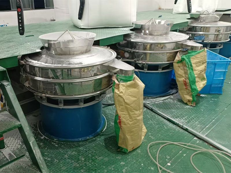 新材料原料篩分用超聲波現(xiàn)場