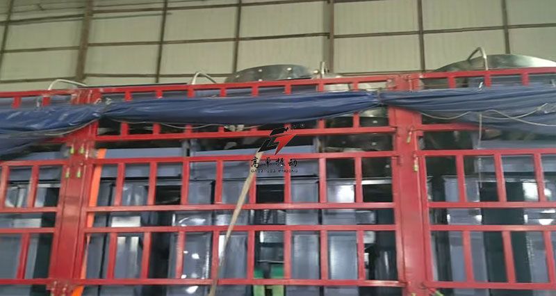 客戶訂購的TDTG26/23型斗式提升機裝車發(fā)貨